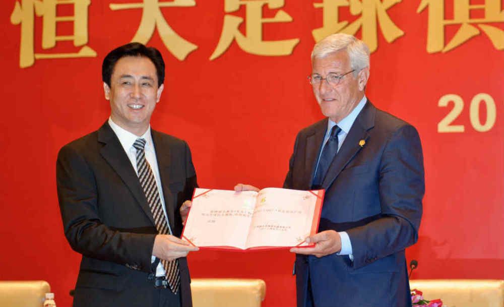 史密斯心中不由一震。